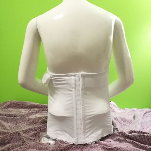 NWOT 34B White Lace Padded Wedding Bustier - Picture 4 of 12